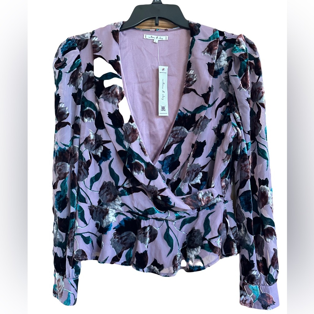 Willow & Clay Velvet Burnout Wrap Blouse Dusty Lilac Size Large
